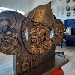  Медальон Минин и Пожарский
