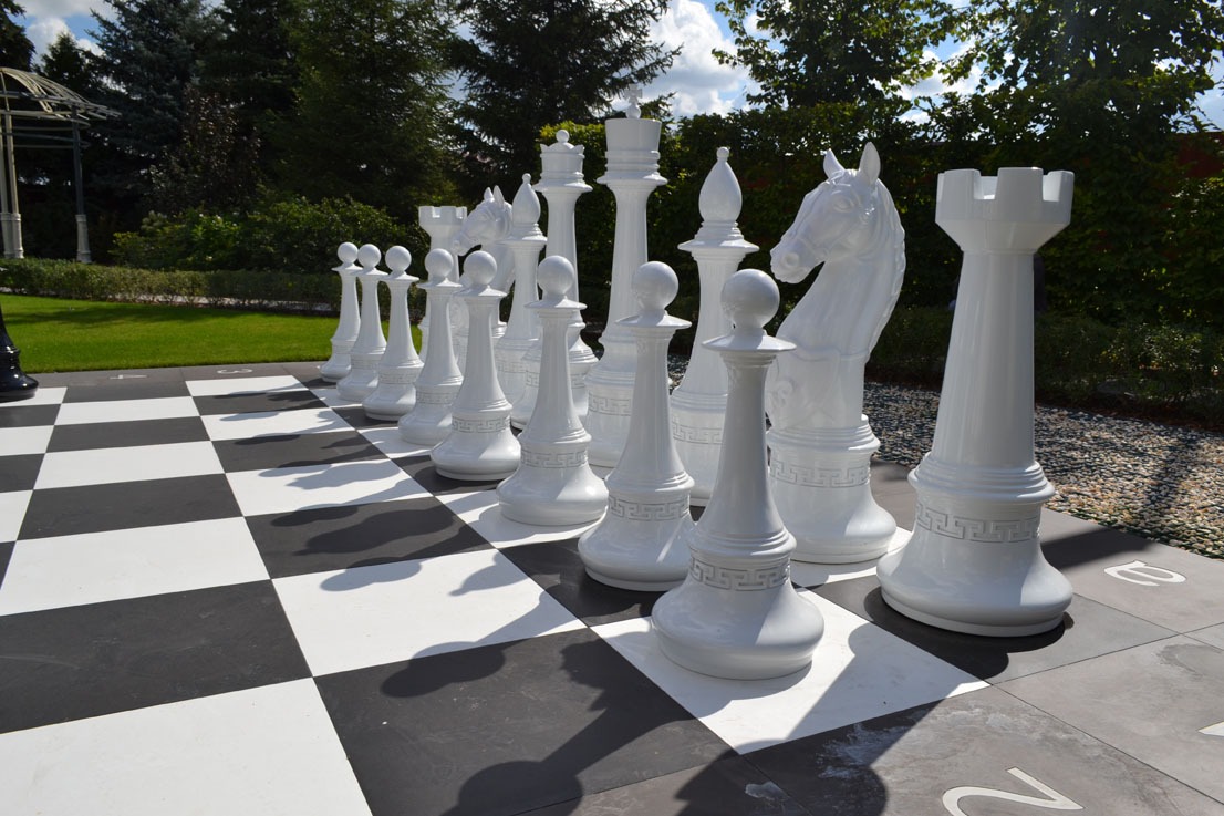 Большие уличные шахматы